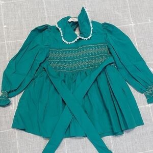 Vintage green dress. Handmade size 4?